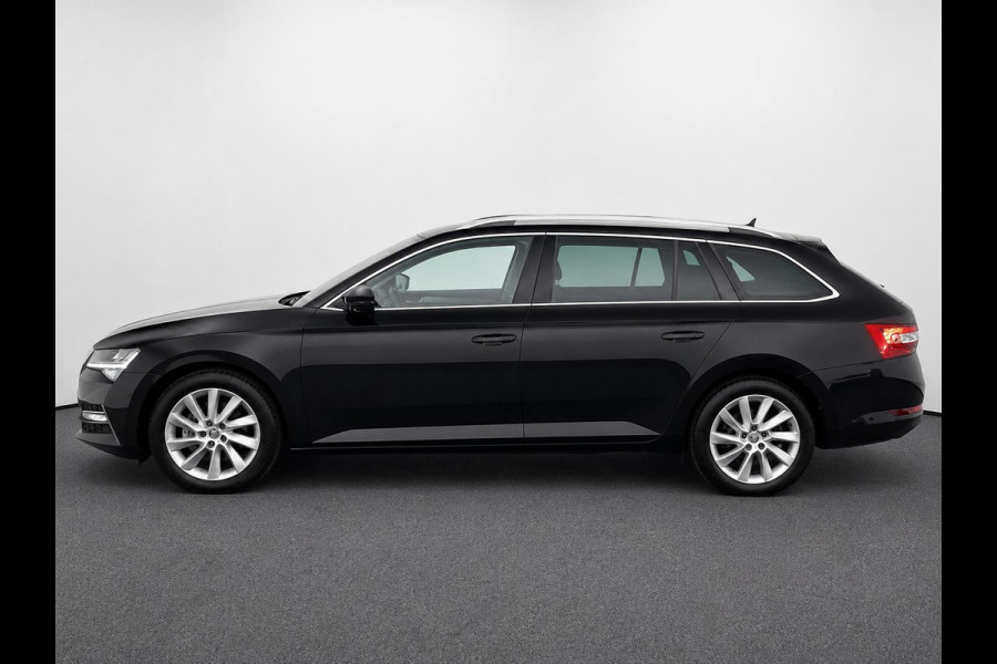 Škoda Superb Combi 1.4 TSI DSG iV Business Edition Plus SoH 92% Trekhaak Camera Navi Carplay DCC Stoelverwarming Verwarmbare Voorruit Cruise Control Full LED PDC VA