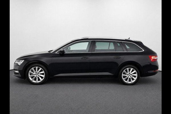 Škoda Superb Combi 1.4 TSI DSG iV Business Edition Plus SoH 92% Trekhaak Camera Navi Carplay DCC Stoelverwarming Verwarmbare Voorruit Cruise Control Full LED PDC VA