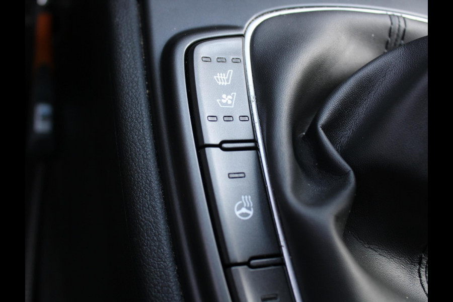 Hyundai Kona 1.0T Premium | STOEL VERWARMING & VERKOELING | APPLE CARPLAY/ANDROID |