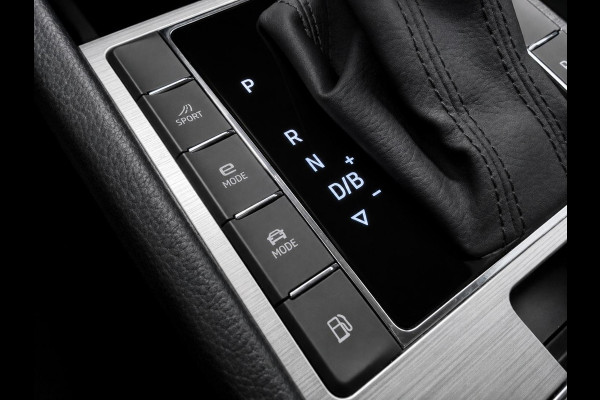 Škoda Superb Combi 1.4 TSI DSG iV Business Edition Plus SoH 92% Trekhaak Camera Navi Carplay DCC Stoelverwarming Verwarmbare Voorruit Cruise Control Full LED PDC VA
