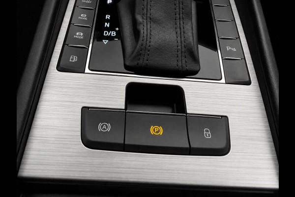 Škoda Superb Combi 1.4 TSI DSG iV Business Edition Plus SoH 92% Trekhaak Camera Navi Carplay DCC Stoelverwarming Verwarmbare Voorruit Cruise Control Full LED PDC VA