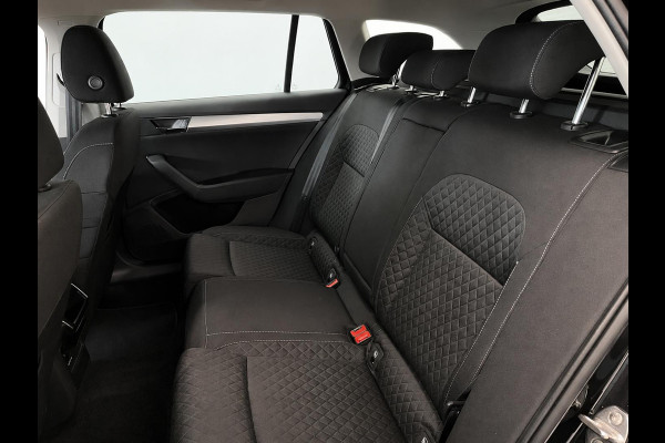 Škoda Superb Combi 1.4 TSI DSG iV Business Edition Plus SoH 92% Trekhaak Camera Navi Carplay DCC Stoelverwarming Verwarmbare Voorruit Cruise Control Full LED PDC VA
