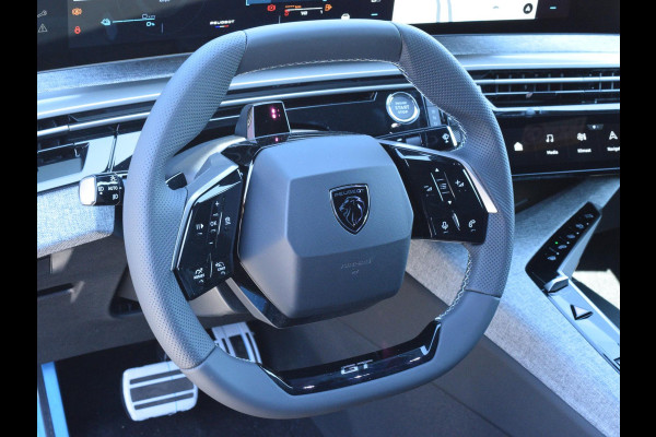 Peugeot 3008 1.6 plug-in Hybrid 225 GT l 360 camera l Schuif/ kanteldak l Elektrische AGR voorstoelen l