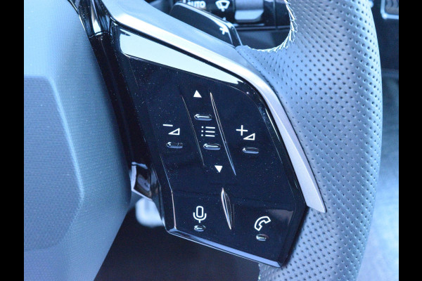 Peugeot 3008 1.6 plug-in Hybrid 225 GT l 360 camera l Schuif/ kanteldak l Elektrische AGR voorstoelen l