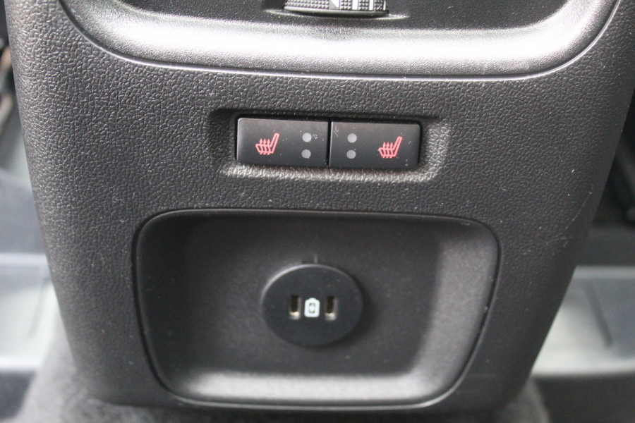 Ford Kuga 2.5 PHEV ST-Line X , 2100kg Trekhaak , Nieuw model Panorama/schuifkantel dak , Trekhaak  , AGR stoelen voor 360graden camera , Winter pack , Head Up display