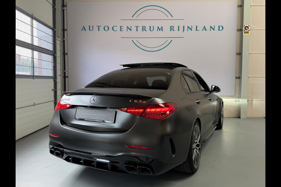 Mercedes-Benz C-Klasse AMG 63 S E Performance, panoramadak, 680PK, Head-up, Burmester, Sfeerverlichting, Track-pace
