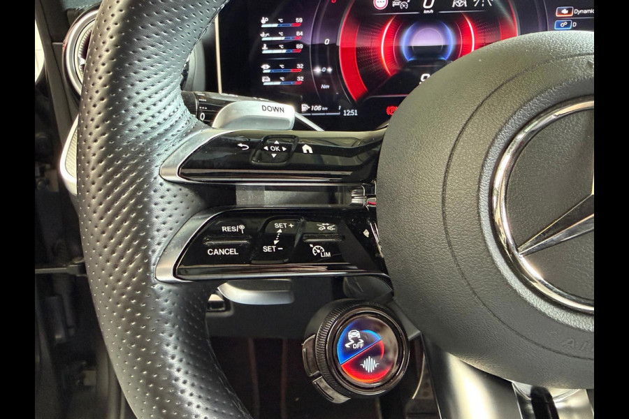 Mercedes-Benz C-Klasse AMG 63 S E Performance, panoramadak, 680PK, Head-up, Burmester, Sfeerverlichting, Track-pace