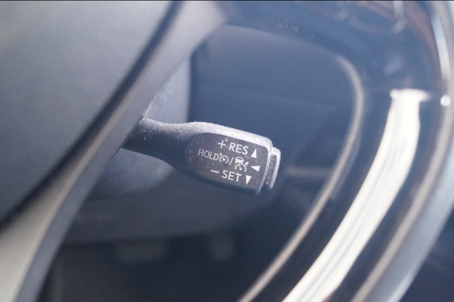 Toyota C-HR 1.8 Hybrid Edition -LEER-NAVI-CAM-PDC-ECC-LED-