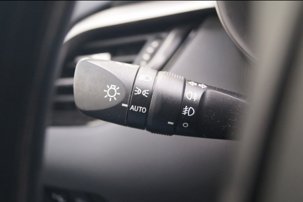 Toyota C-HR 1.8 Hybrid Edition -LEER-NAVI-CAM-PDC-ECC-LED-