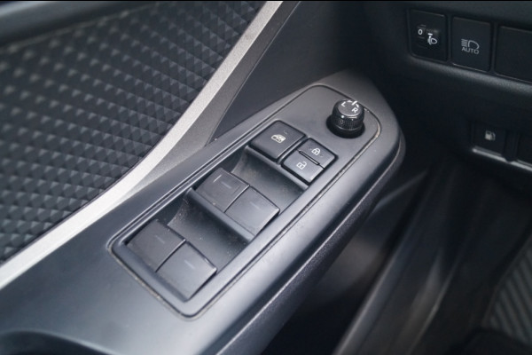 Toyota C-HR 1.8 Hybrid Edition -LEER-NAVI-CAM-PDC-ECC-LED-