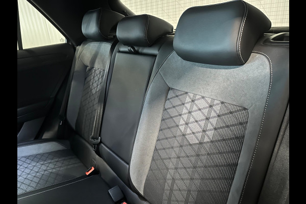 Volkswagen T-Roc 1.5 TSI R-Line Business | CAMERA | IQ DRIVE | 3x R-LINE