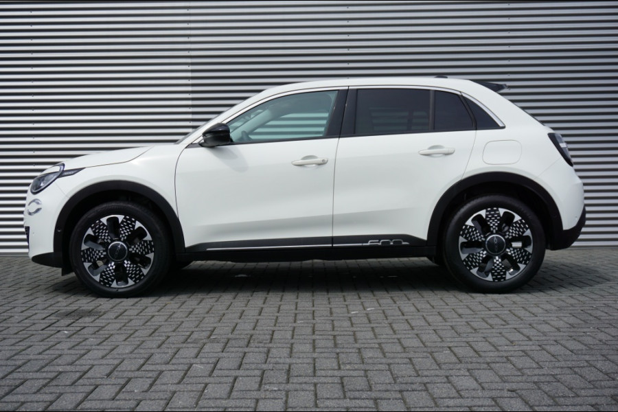 Fiat 600 Hybrid La Prima Automaat LEDER | CLIMA | MASSAGE | MEEST LUXE!