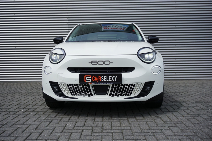 Fiat 600 Hybrid La Prima Automaat LEDER | CLIMA | MASSAGE | MEEST LUXE!