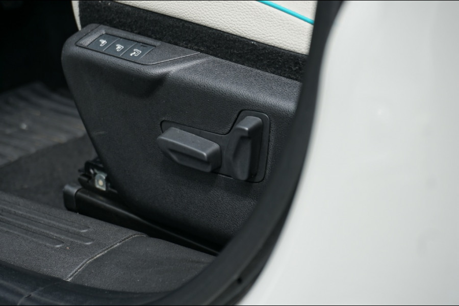 Fiat 600 Hybrid La Prima Automaat LEDER | CLIMA | MASSAGE | MEEST LUXE!