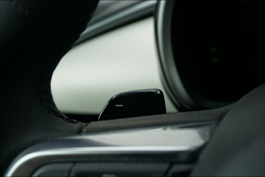 Fiat 600 Hybrid La Prima Automaat LEDER | CLIMA | MASSAGE | MEEST LUXE!