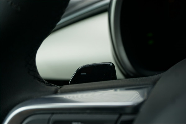 Fiat 600 Hybrid La Prima Automaat LEDER | CLIMA | MASSAGE | MEEST LUXE!