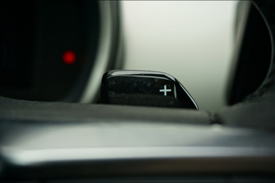 Fiat 600 Hybrid La Prima Automaat LEDER | CLIMA | MASSAGE | MEEST LUXE!