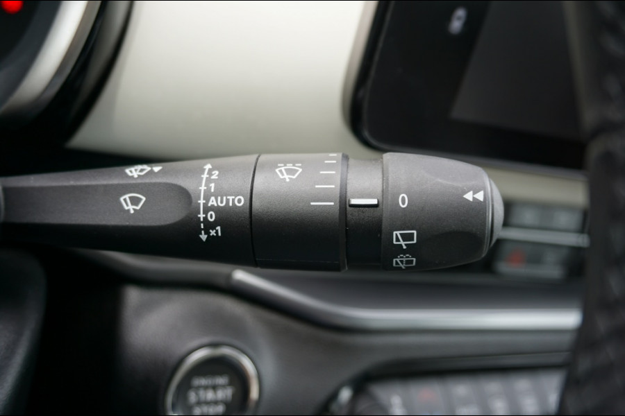 Fiat 600 Hybrid La Prima Automaat LEDER | CLIMA | MASSAGE | MEEST LUXE!
