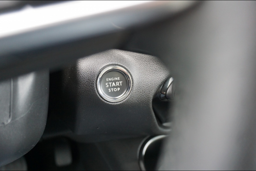 Fiat 600 Hybrid La Prima Automaat LEDER | CLIMA | MASSAGE | MEEST LUXE!