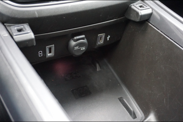 Fiat 600 Hybrid La Prima Automaat LEDER | CLIMA | MASSAGE | MEEST LUXE!
