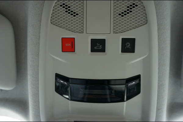 Fiat 600 Hybrid La Prima Automaat LEDER | CLIMA | MASSAGE | MEEST LUXE!