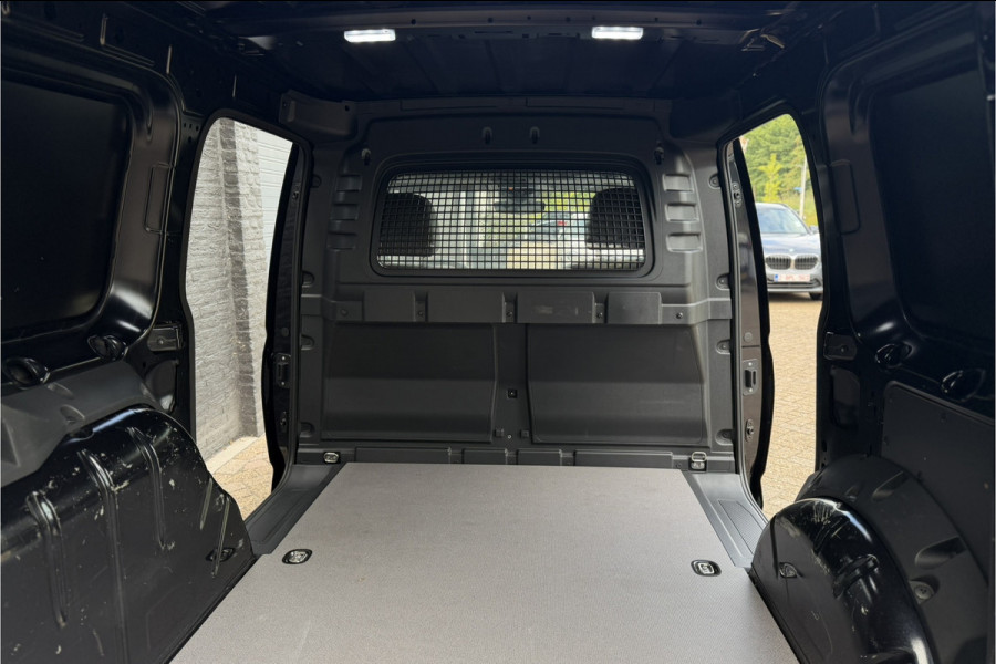 Volkswagen Caddy Cargo 1.5 TSI BPM VRIJ | 2x Schuifdeur | Virtual Dash | Leder | Groot Scherm | Camera | Standkachel
