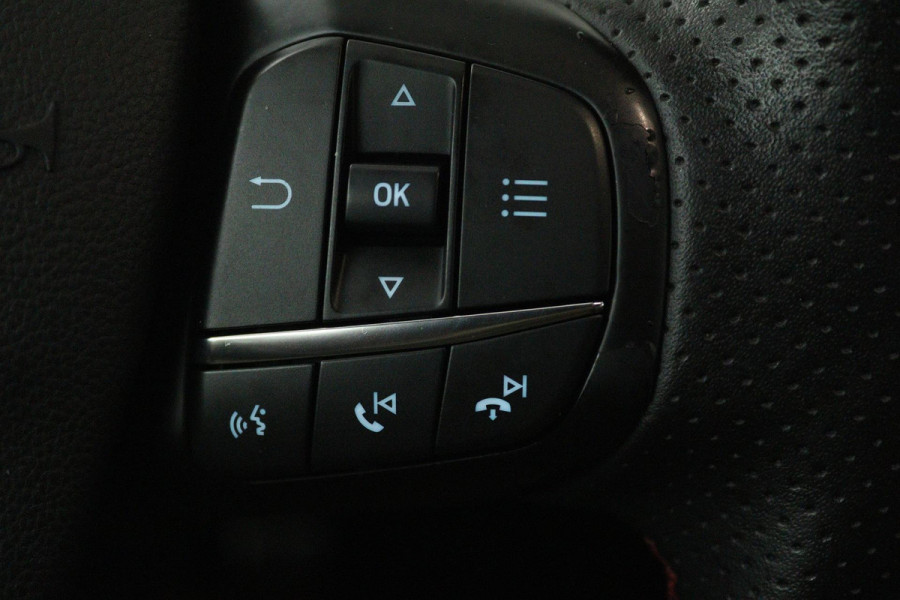 Ford Focus 1.0 EcoBoost Titanium Business (CAMERA, NAVIGATIE, CRUISE CONTROL, PARKEERSENSOREN)