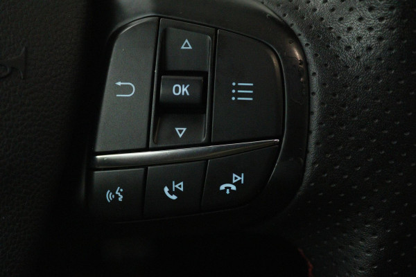 Ford Focus 1.0 EcoBoost Titanium Business (CAMERA, NAVIGATIE, CRUISE CONTROL, PARKEERSENSOREN)