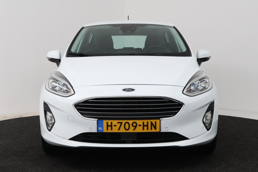 Ford Fiesta 1.0 EcoBoost Titanium (STOEL/STUUR VERWARMING, CAMERA, TREKHAAK, CRUISE ADAPTIEF)