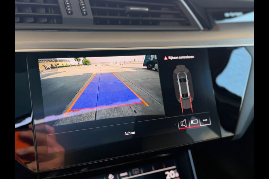 Audi e-tron Sportback 50 quattro S-Line edition (NL-auto, Panorama, StoelV, Carplay, Camera, PDC, Etc)