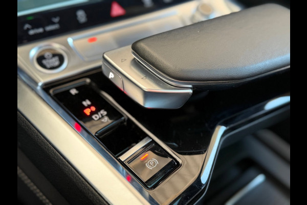 Audi e-tron Sportback 50 quattro S-Line edition (NL-auto, Panorama, StoelV, Carplay, Camera, PDC, Etc)