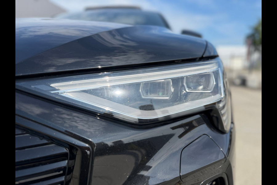 Audi e-tron Sportback 50 quattro S-Line edition (NL-auto, Panorama, StoelV, Carplay, Camera, PDC, Etc)