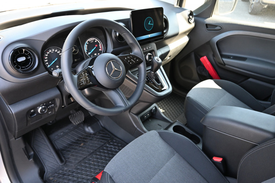 Mercedes-Benz eCitan 112 L1 51 kWh Snellader AC laden 22kW/DC laden 75kW, Zitcomfort pakket, Etc.