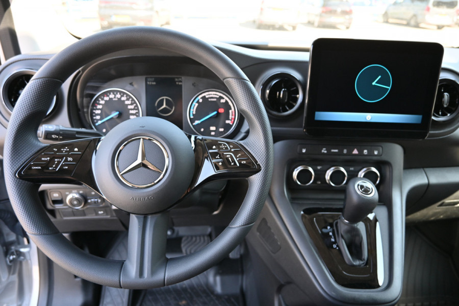 Mercedes-Benz eCitan 112 L1 51 kWh Snellader AC laden 22kW/DC laden 75kW, Zitcomfort pakket, Etc.