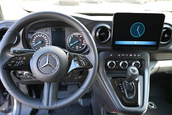 Mercedes-Benz eCitan 112 L2 51 kWh Snellader AC laden 22kW/DC laden 75kW, Zitcomfort pakket, Etc.