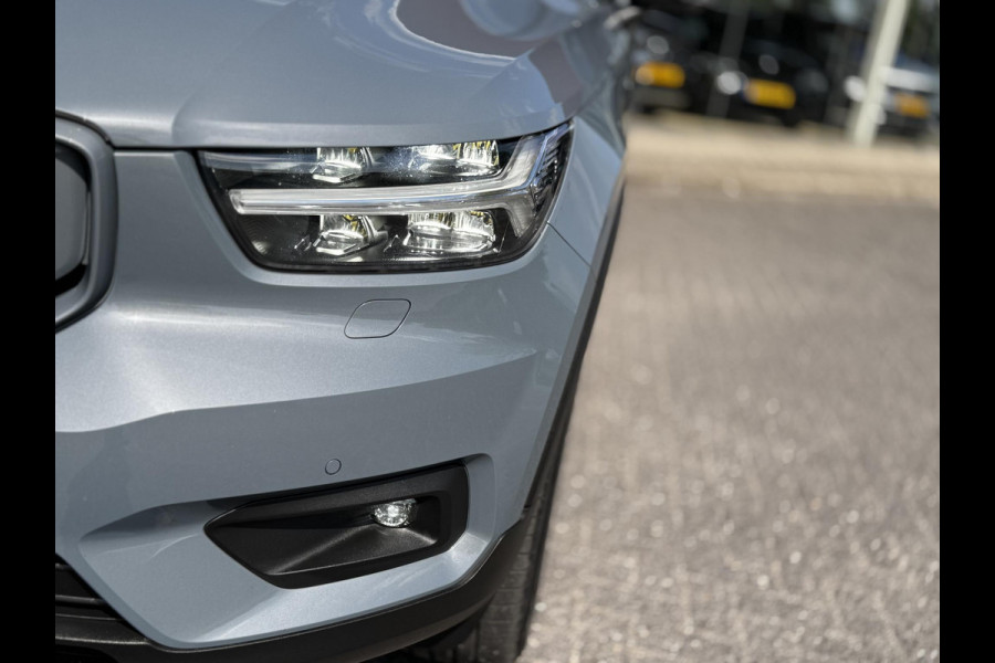 Volvo XC40 Recharge P8 AWD R-Design | Leder | Trekhaak wegklapbaar | Blis | Warmtepomp | 360 Cam |
