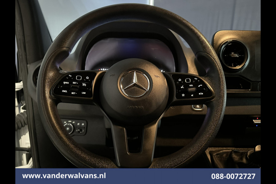 Mercedes-Benz Sprinter 315 CDI 150pk L3H2 Euro6 Airco | Camera | Apple Carplay | Cruisecontrol | Chauffeursstoel Android Auto, Stoelverwarming, Bijrijdersbank