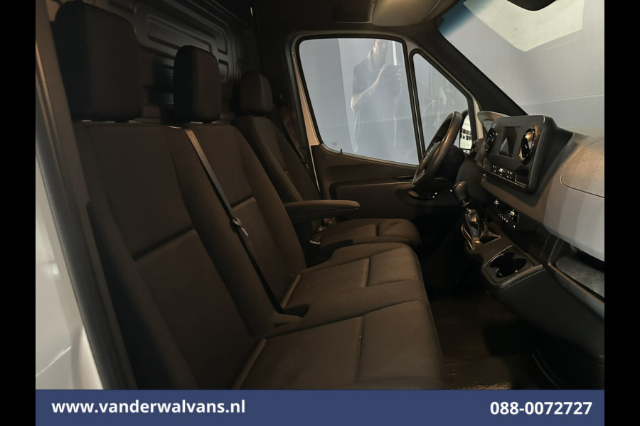 Mercedes-Benz Sprinter 315 CDI 150pk L3H2 Euro6 Airco | Camera | Apple Carplay | Cruisecontrol | Chauffeursstoel Android Auto, Stoelverwarming, Bijrijdersbank