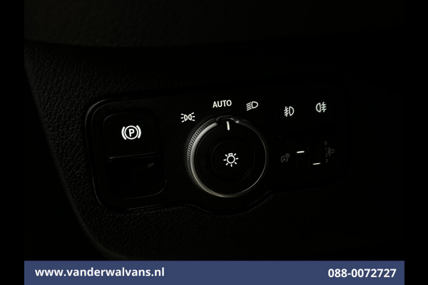 Mercedes-Benz Sprinter 315 CDI 150pk L3H2 Euro6 Airco | Camera | Apple Carplay | Cruisecontrol | Chauffeursstoel Android Auto, Stoelverwarming, Bijrijdersbank