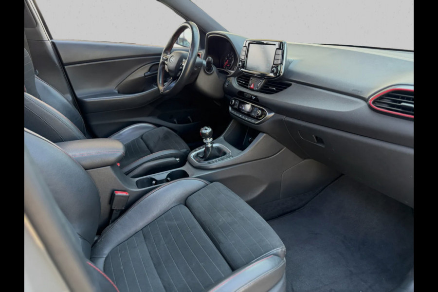 Hyundai i30 Fastback 2.0 T-GDI N2 (Perfect ondH, Panorama, Trekhaak, Camera, Lane Ass, StoelV, StuurVerw, Electrische Stoel, Etc)