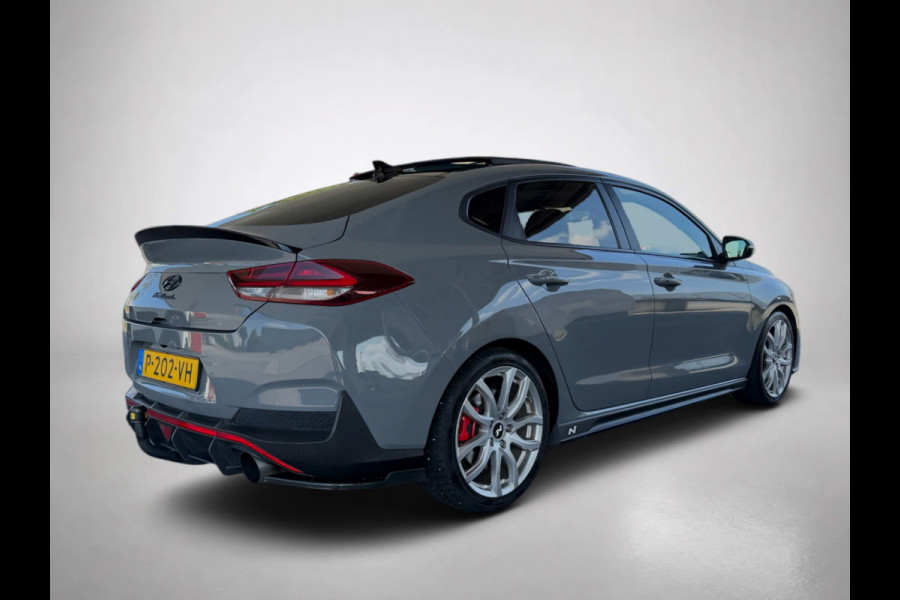 Hyundai i30 Fastback 2.0 T-GDI N2 (Perfect ondH, Panorama, Trekhaak, Camera, Lane Ass, StoelV, StuurVerw, Electrische Stoel, Etc)