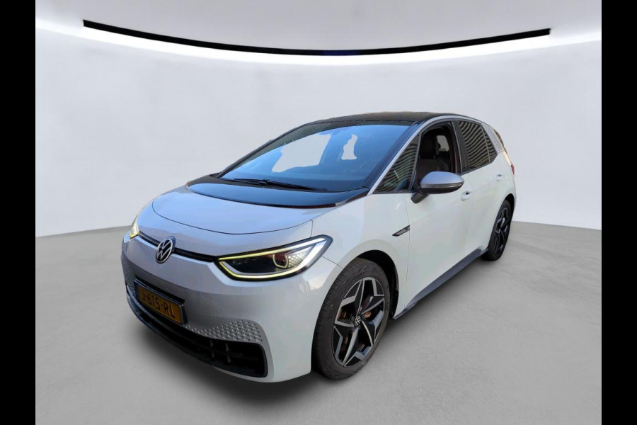 Volkswagen ID.3 First Plus 58 kWh 204pk | Camera | Stoelverwarming | Acc | IQ Light