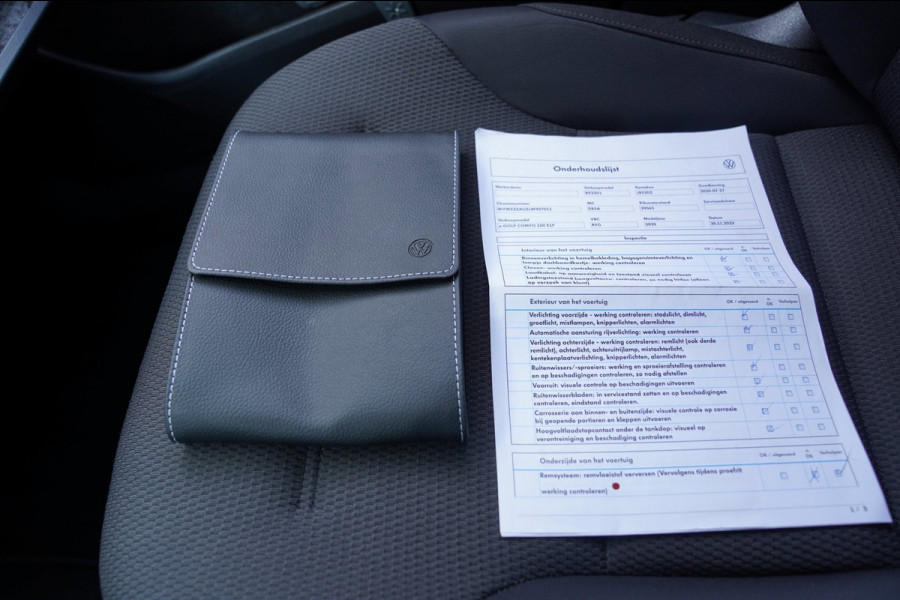 Volkswagen e-Golf E-DITION|Prijs rijklaar incl 12 mnd garantie|Warmtepomp Camera Navi Blindspot Stoelverwarming