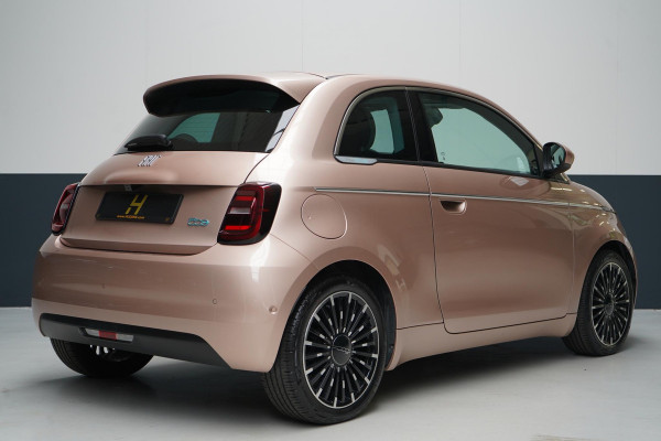 Fiat 500 La Prima 42 kWh | SoH 97,6% | Leder | Lm velgen | Navigatie | Carplay |
