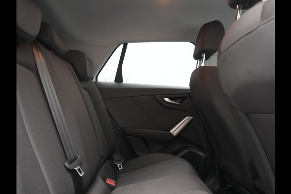Audi Q2 35 TFSI Advanced edition 150pk AUTOMAAT | Adaptive Cruise | Camera | Matrix LED | Keyless Entry | Voorstoelen Verwarmd | Apple Carplay | DAB | Lane Assist |
