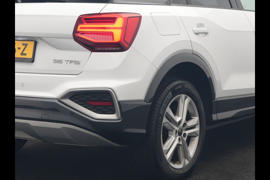 Audi Q2 35 TFSI Advanced edition 150pk AUTOMAAT | Adaptive Cruise | Camera | Matrix LED | Keyless Entry | Voorstoelen Verwarmd | Apple Carplay | DAB | Lane Assist |