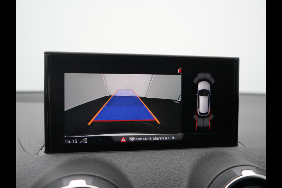 Audi Q2 35 TFSI Advanced edition 150pk AUTOMAAT | Adaptive Cruise | Camera | Matrix LED | Keyless Entry | Voorstoelen Verwarmd | Apple Carplay | DAB | Lane Assist |