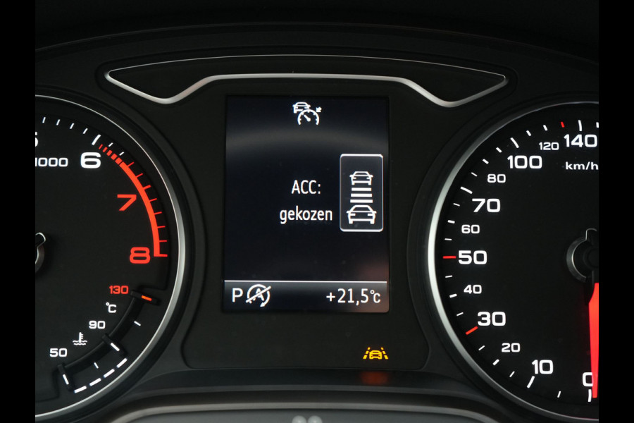 Audi Q2 35 TFSI Advanced edition 150pk AUTOMAAT | Adaptive Cruise | Camera | Matrix LED | Keyless Entry | Voorstoelen Verwarmd | Apple Carplay | DAB | Lane Assist |