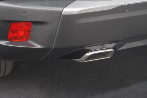 Peugeot 2008 1.2 Hybrid 145 Allure | Apple Carplay | Climate Control | Parkeersensoren Voor + Achter