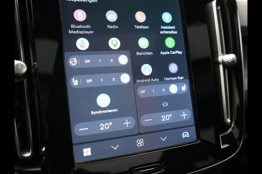 Volvo XC40 Recharge Twin Ultimate 82 kWh 408pk Dealer O.H. | Trekhaak Af Fabriek | Panodak | Adaptive Cruise | 360 Camera | Sportstoelen Memory & Verwarmd | Harman / Kardon | Keyless | Blis | Google Assistent | Stuur Verwarmd | Apple Carplay |
